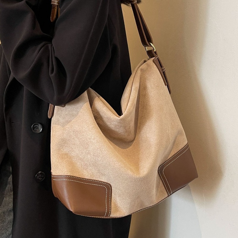 Trendige, vielseitige Tragetas – Embroidery Class Bewertung und Preis
