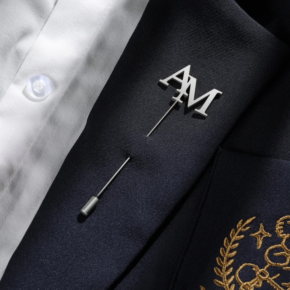 Personalisierte Brosche mit In – Embroidery Initials Bewertung und Preis
